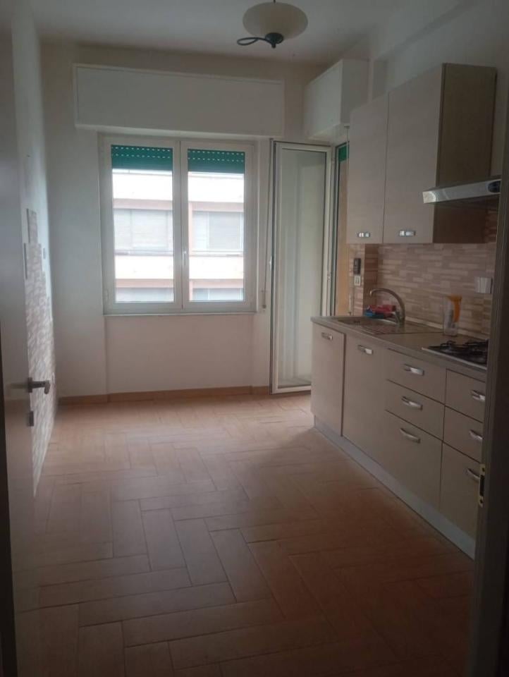 appartamento in vendita a Genova in zona Sestri Ponente