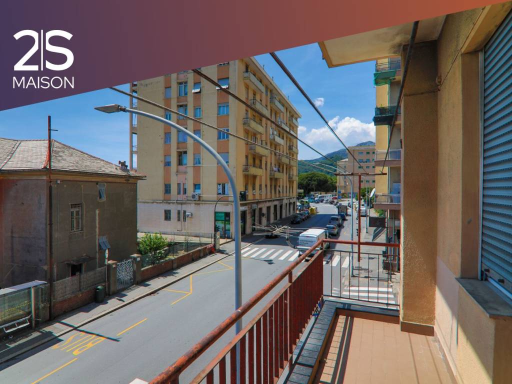 appartamento in vendita a Genova in zona Voltri
