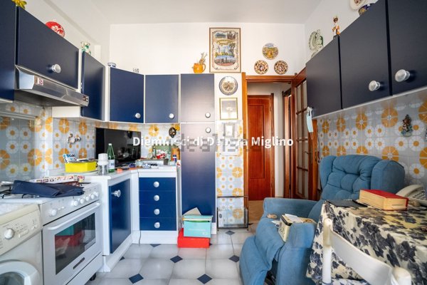 appartamento in vendita a Genova in zona Molassana
