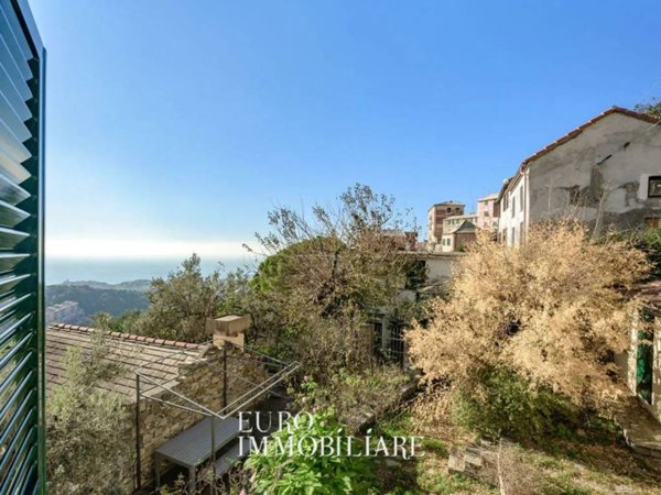 casa indipendente in vendita a Genova in zona Apparizione