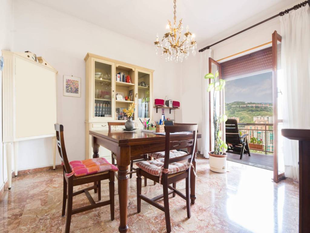 appartamento in vendita a Genova in zona Castelletto