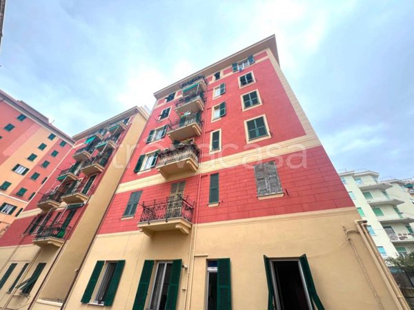 appartamento in vendita a Genova in zona Sturla