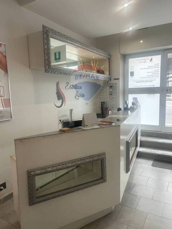 negozio in vendita a Genova in zona Marassi
