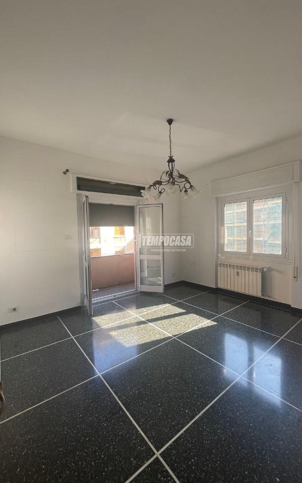 appartamento in vendita a Genova in zona Sampierdarena