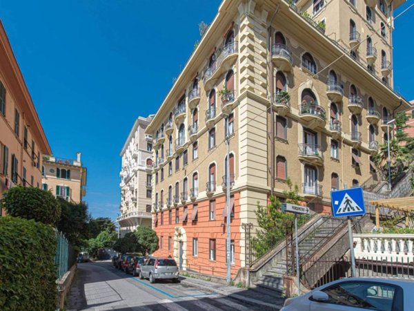appartamento in vendita a Genova in zona Castelletto