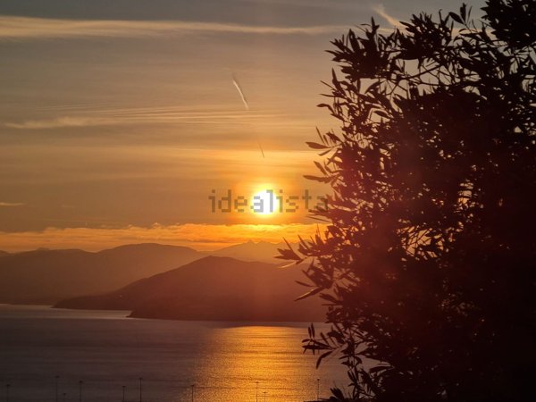 pentavano in vendita a Genova in zona Pegli