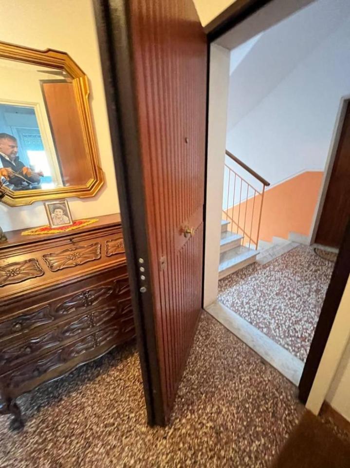 appartamento in vendita a Genova in zona Molassana