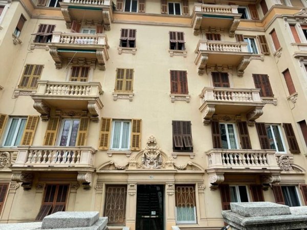 appartamento in vendita a Genova in zona Foce