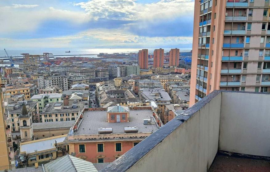 appartamento in vendita a Genova in zona Sampierdarena