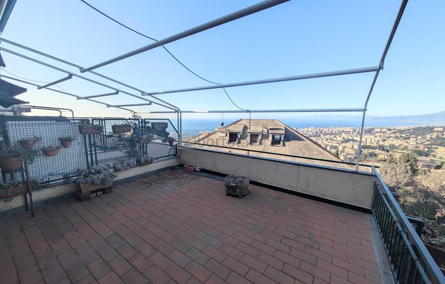appartamento in vendita a Genova in zona Castelletto