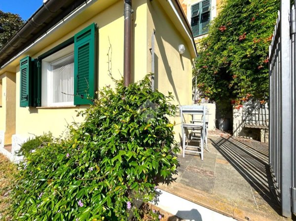 appartamento in vendita a Genova in zona Albaro