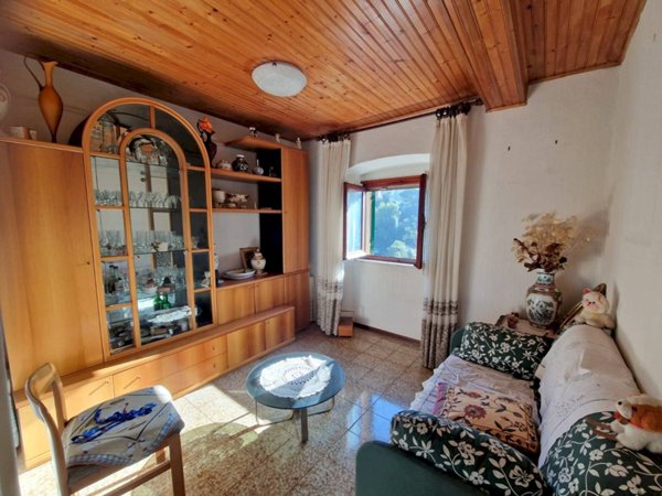 appartamento in vendita a Genova in zona Voltri