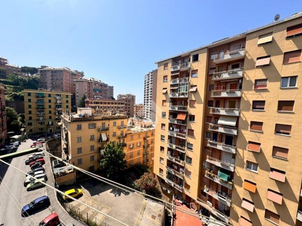 appartamento in vendita a Genova in zona Sampierdarena