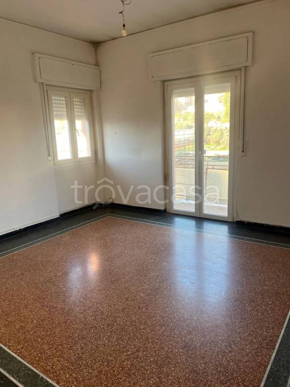 appartamento in vendita a Genova in zona Sturla