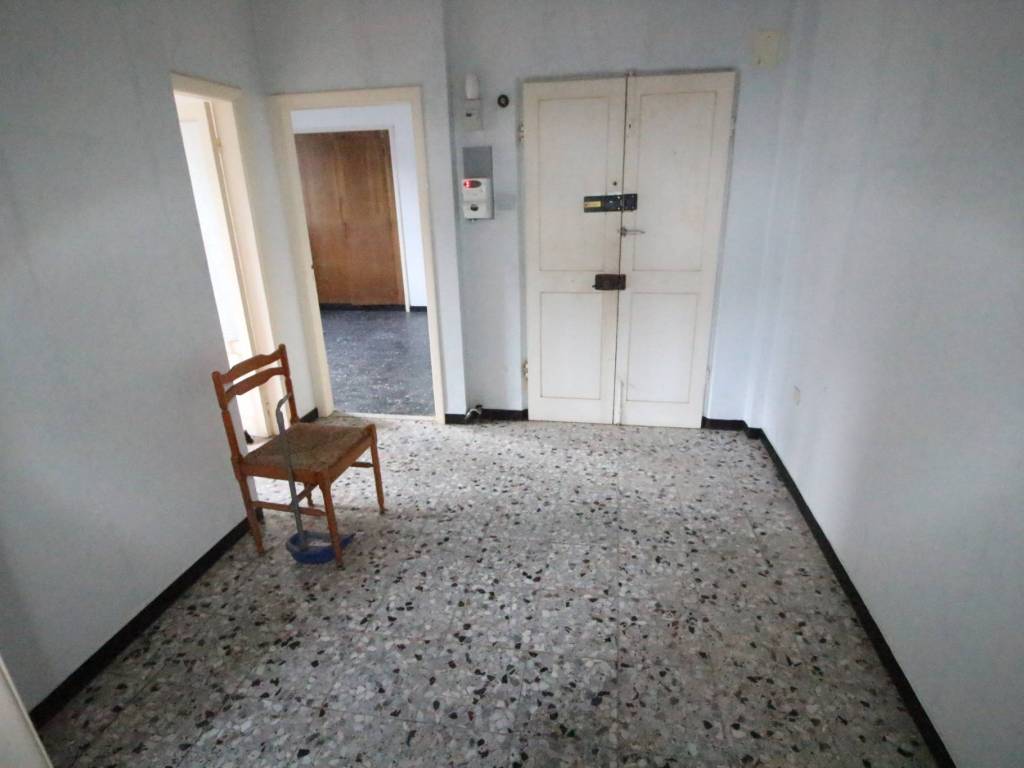 appartamento in vendita a Genova in zona Voltri
