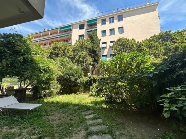 appartamento in vendita a Genova in zona Albaro