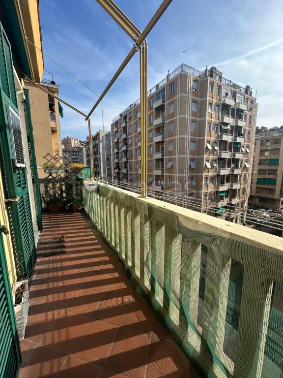appartamento in vendita a Genova in zona Marassi