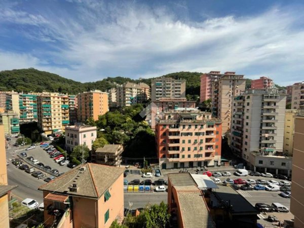 appartamento in vendita a Genova in zona Quezzi