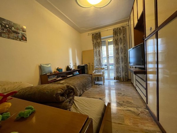 appartamento in vendita a Genova in zona Rivarolo
