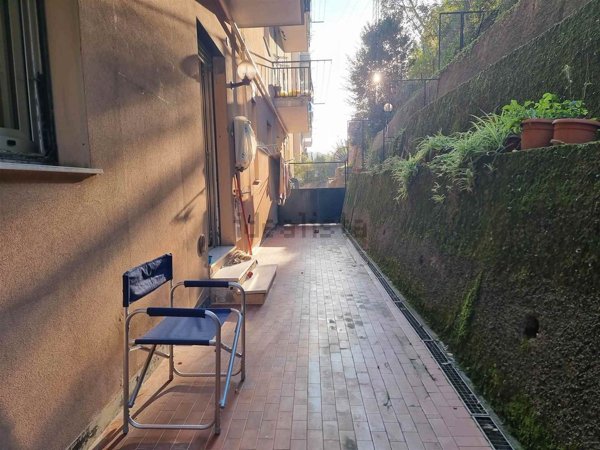 appartamento in vendita a Genova in zona Bolzaneto