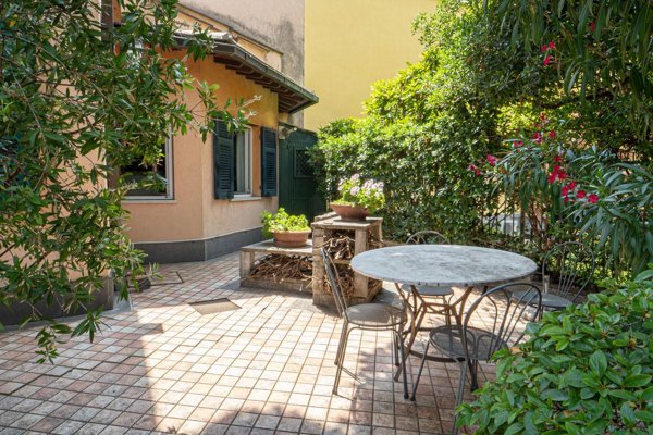 casa indipendente in vendita a Genova in zona Albaro