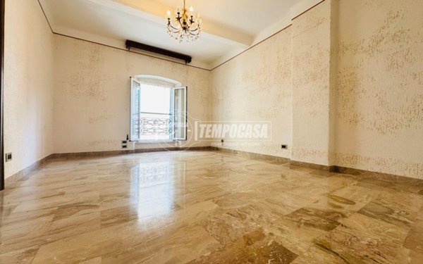 appartamento in vendita a Genova in zona Voltri