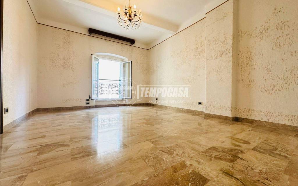 appartamento in vendita a Genova in zona Crevari