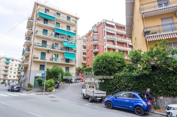appartamento in vendita a Genova in zona Sturla