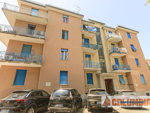 appartamento in vendita a Genova in zona Pegli