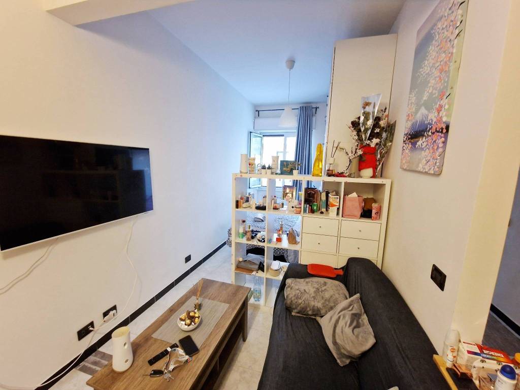 appartamento in vendita a Genova in zona Lagaccio / Granarolo