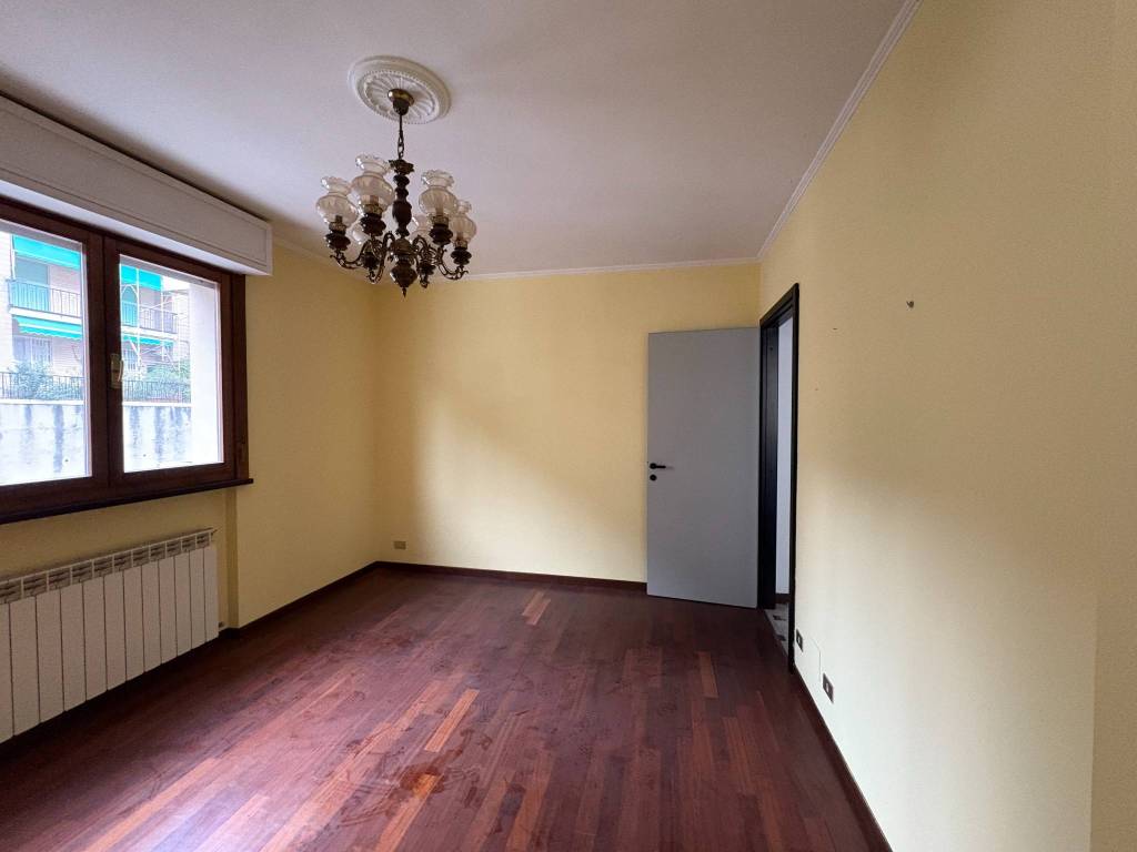 appartamento in vendita a Genova in zona Pontedecimo
