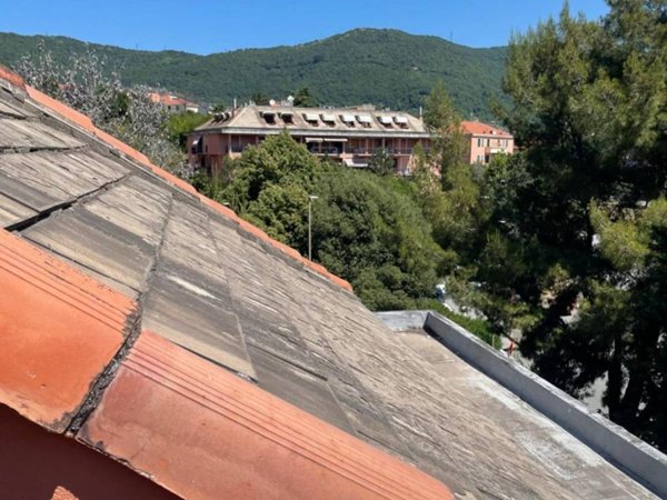 appartamento in vendita a Genova in zona Molassana