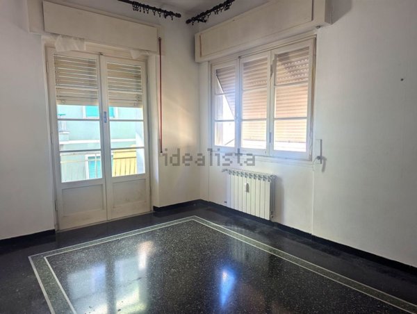 appartamento in vendita a Genova in zona Bolzaneto