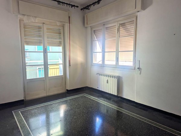 appartamento in vendita a Genova in zona Bolzaneto