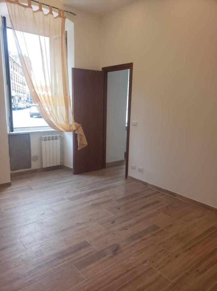 appartamento in vendita a Genova in zona Marassi