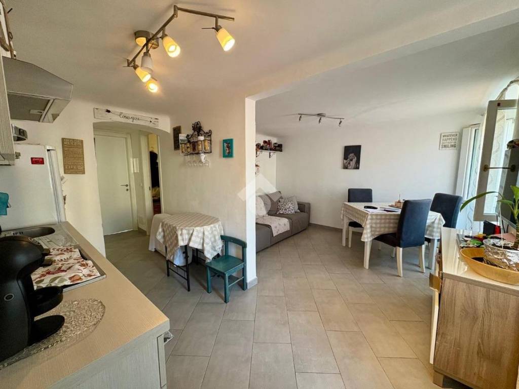 appartamento in vendita a Genova in zona Cornigliano
