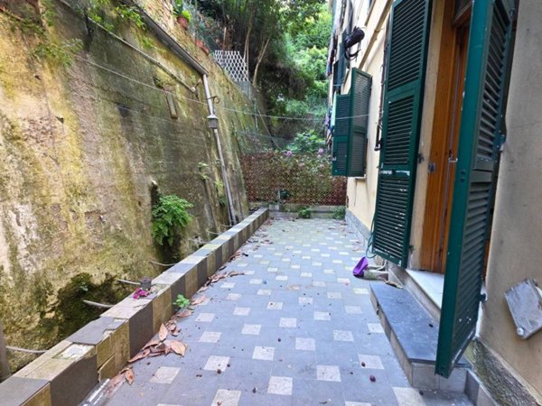 appartamento in vendita a Genova in zona Certosa