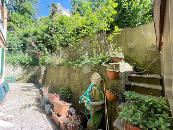 appartamento in vendita a Genova in zona Bolzaneto