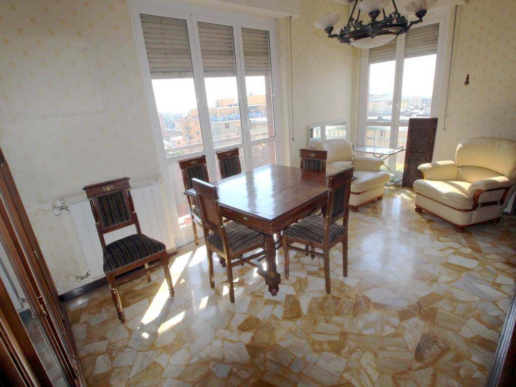 appartamento in vendita a Genova in zona Palmaro / Pra'