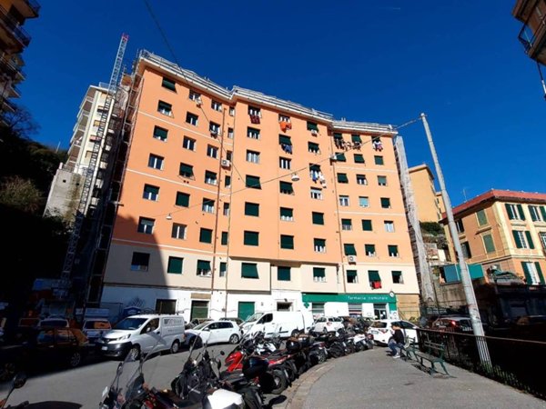 appartamento in vendita a Genova in zona Staglieno