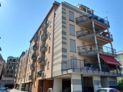 appartamento in vendita a Genova in zona Sestri Ponente