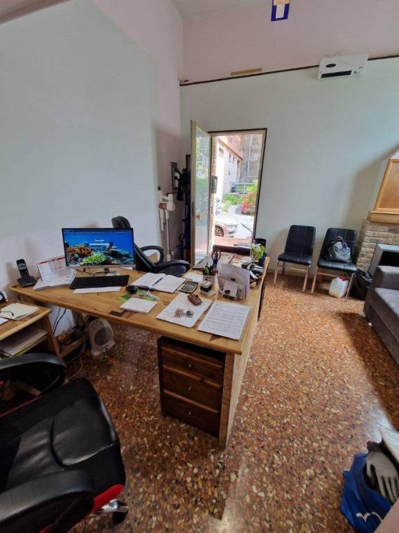 appartamento in vendita a Genova in zona Pegli