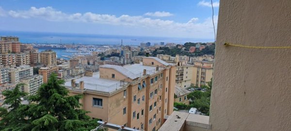 appartamento in vendita a Genova in zona Oregina