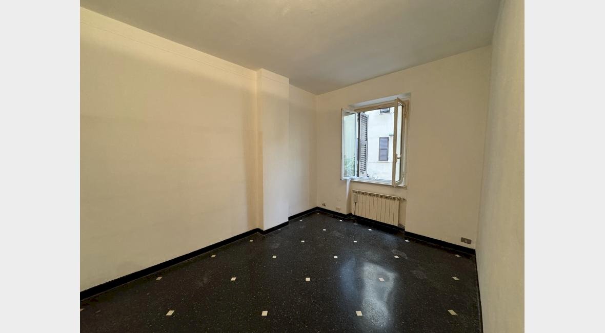 appartamento in vendita a Genova in zona Molassana