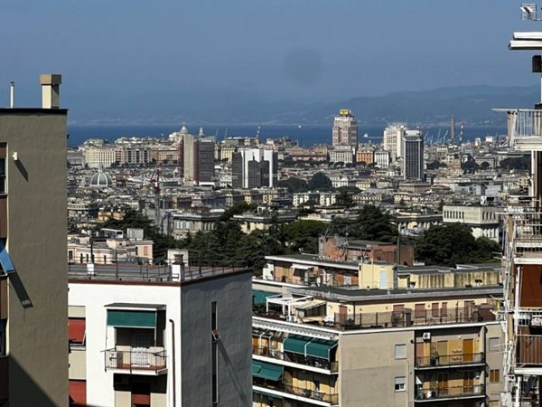 appartamento in vendita a Genova in zona San Martino
