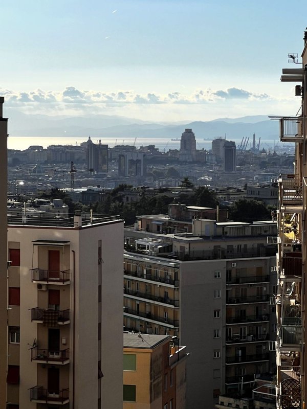 appartamento in vendita a Genova in zona San Martino