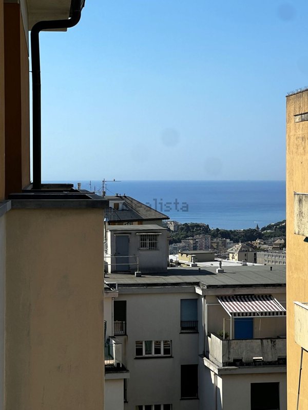 appartamento in vendita a Genova in zona San Martino