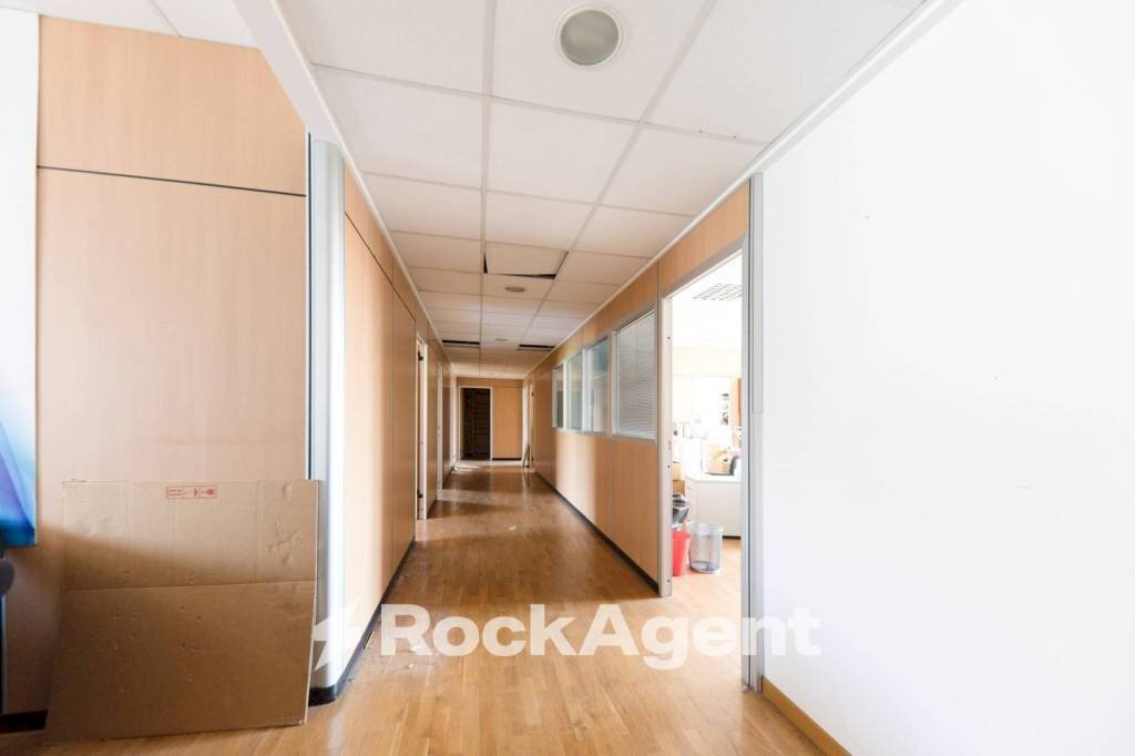 ufficio in vendita a Genova in zona Cornigliano