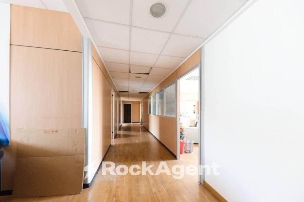 ufficio in vendita a Genova in zona Cornigliano