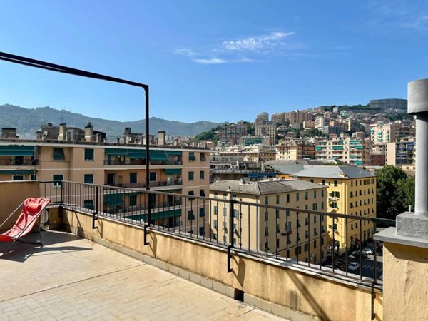 appartamento in vendita a Genova in zona Quezzi